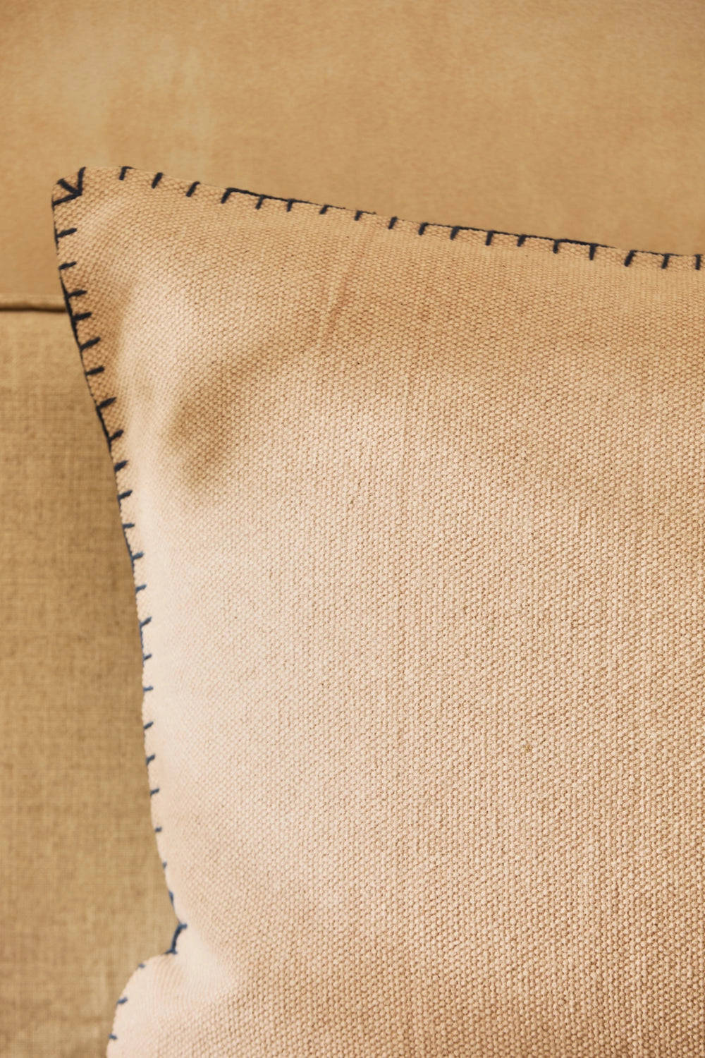 Funda de cojín 45x45/60x60 beige detalle tela