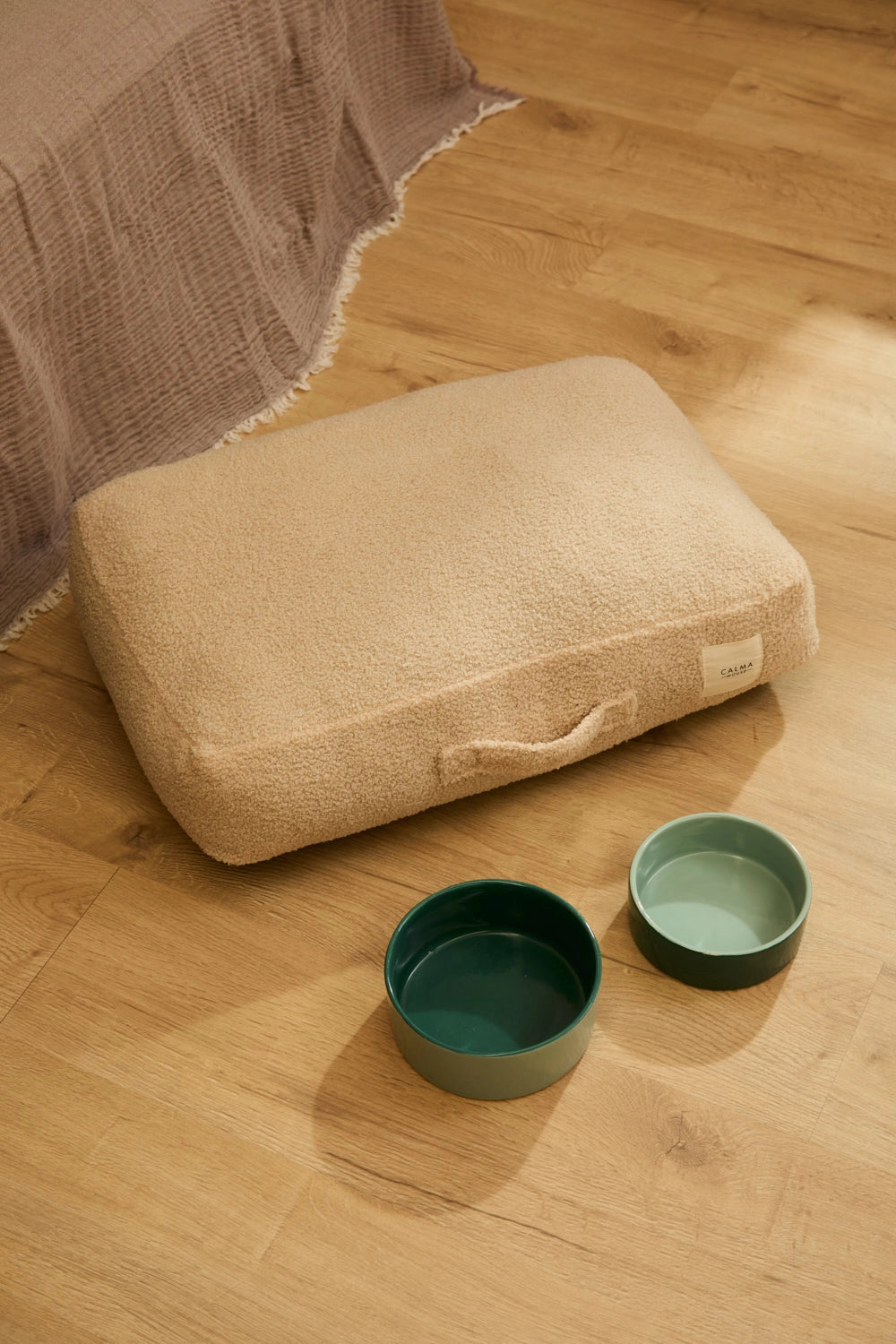 Cama para perro desenfundable crudo