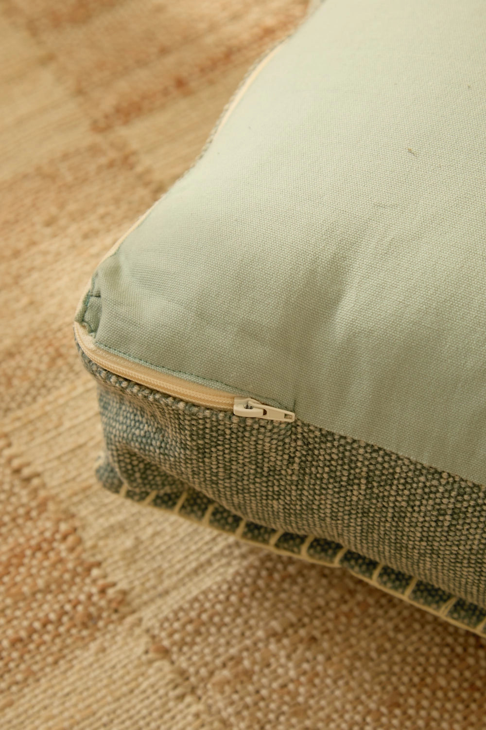 Cama para perro turquesa desenfundable detalle cremallera