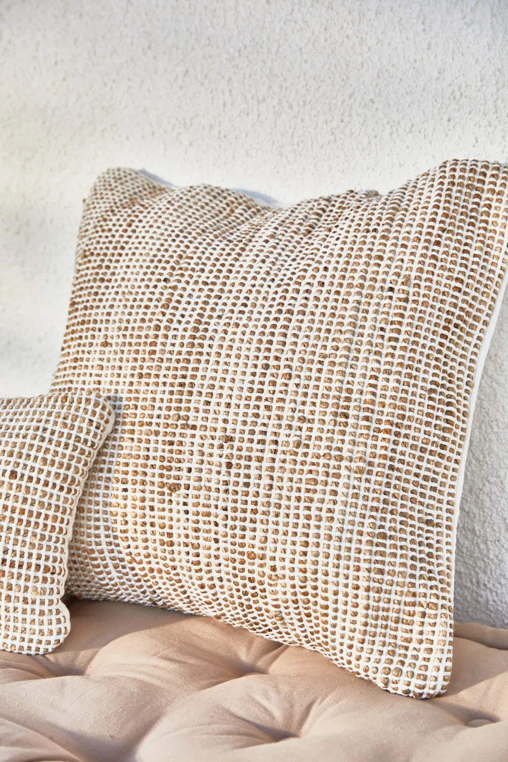 Fundas cojín 60x60 de yute y algodón crudo textura natural
